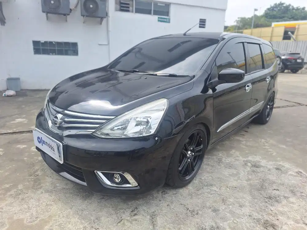 TDP RENDAH - Nissan Grand livina 1.5 SV Bensin-MT 2018 Putih C3ZUA