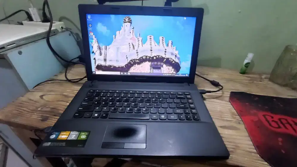 LAPTOP LENOVO CORE i5  RAM 6 GB SSD 120 GB NORMAL NO MINUS
