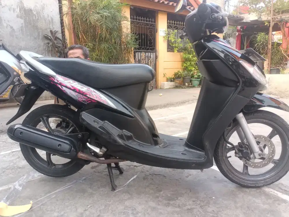 Mio sporty 2008 motor 99%BNR mulus surat BPKB AJA