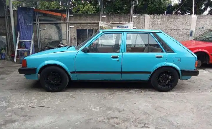 Mazda 323 1987 Bensin