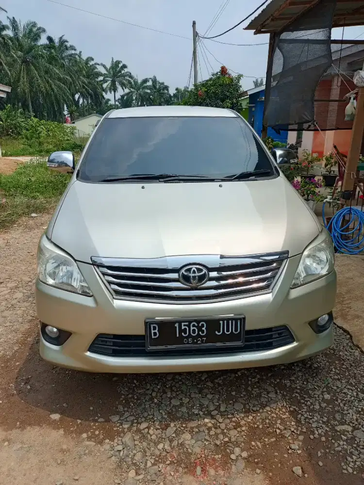 kijang inovva tangan pertama dari baru