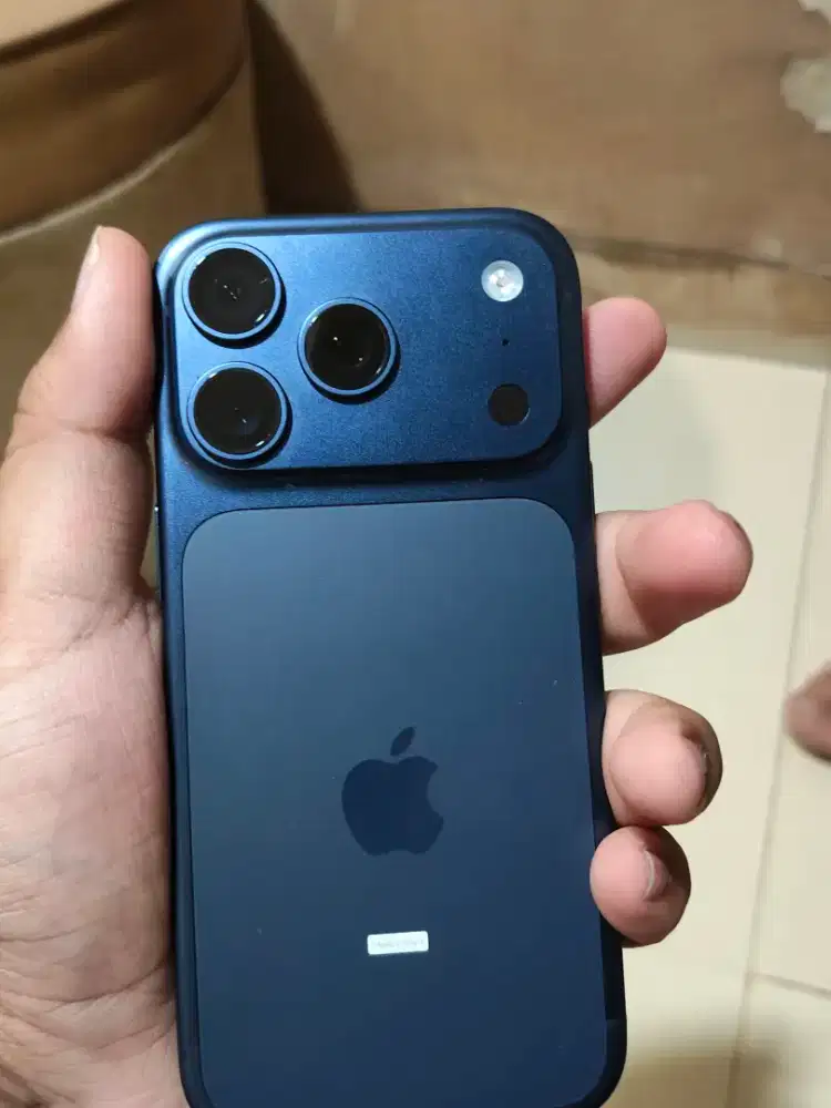 Iphone 17 pro 256 GB DEEP BLUE  GARANSI IBOX