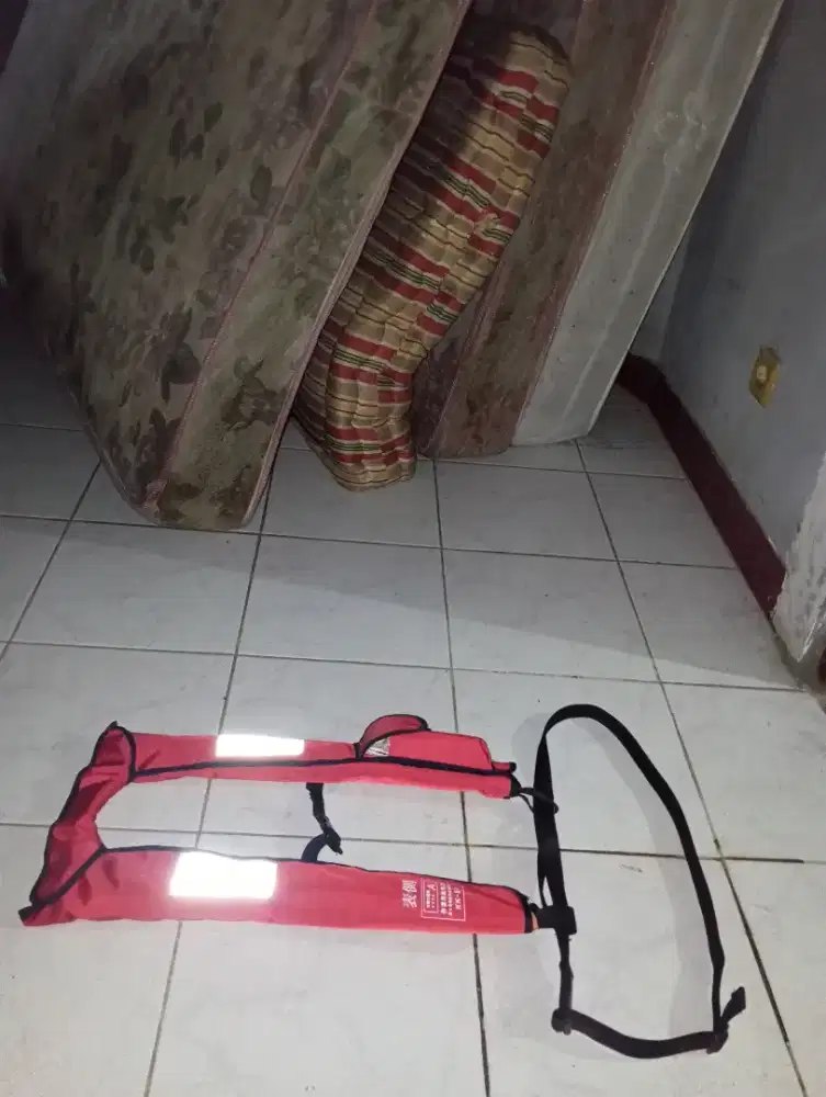 Alat pelampung kapal