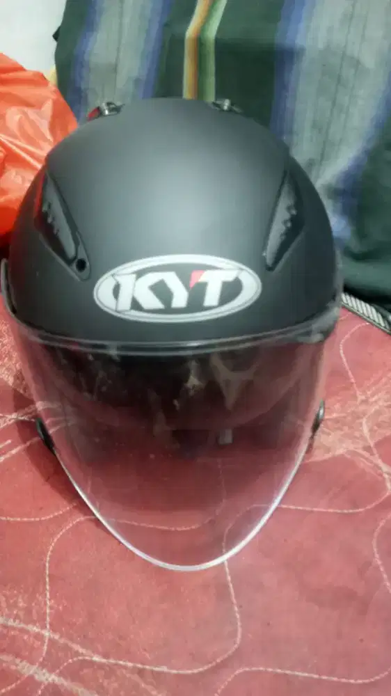 Helm KYT galaxy flat r double visor