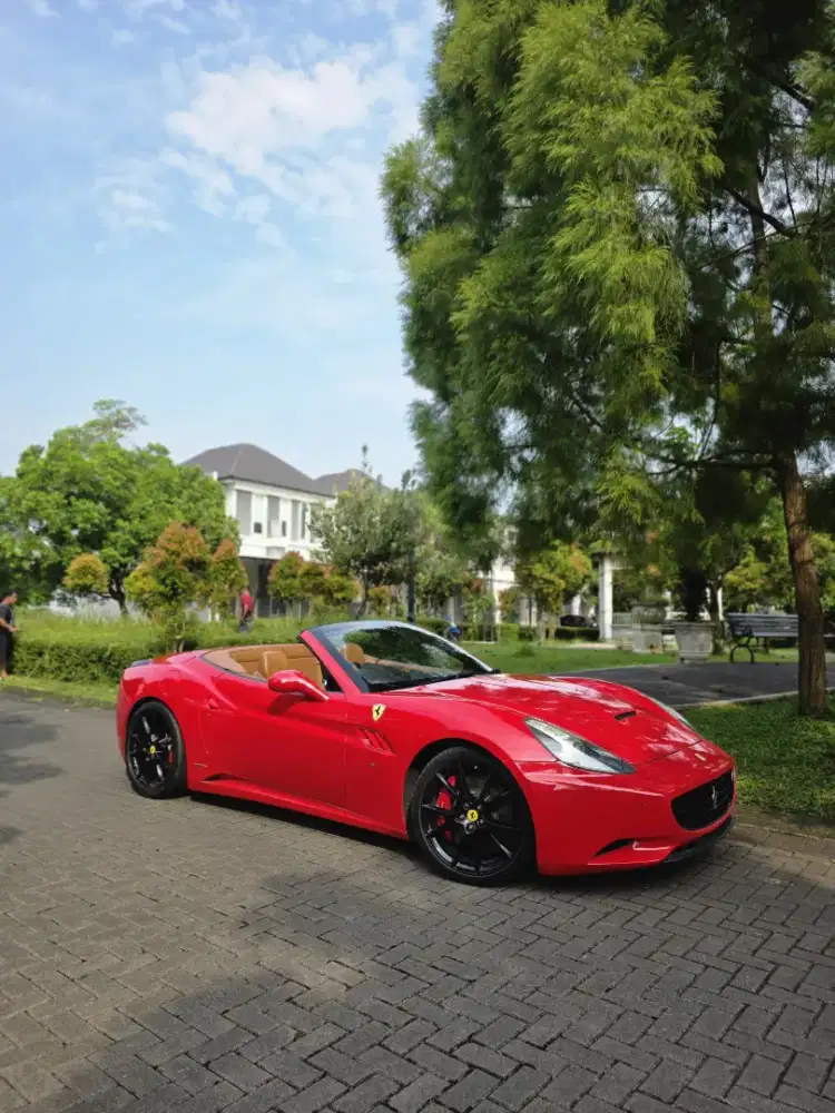 [Cash] Ferrari California 4.3L