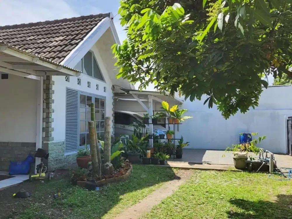 Rumah Hook Strategis Bonus Paviliun Mandiri Potensi Passive Income