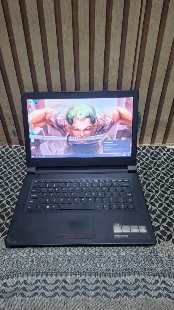 Laptop Lenovo V110