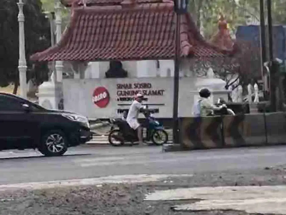 DIJUAL TANAH BERGAS, DI JALAN RAYA SEMARANG - KARANGJATI/ BERGAS/ UNGARAN KABUPATEN SEMARANG. SEBERANG PABRIK SOSRO.