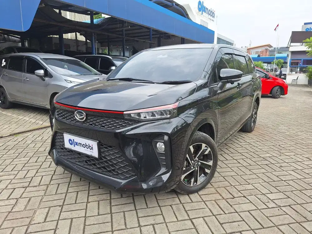 TDP RENDAH - Daihatsu Xenia 1.5 R ASA Bensin-AT 2023 Silver CUIUB