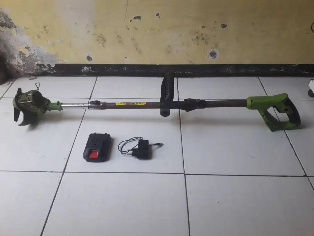 Mesin Potong Rumput (Mesin normal pol gak pernah rewel, Batrai Rusak)