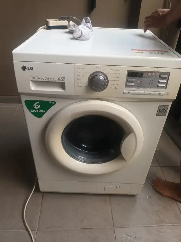 mesin cuci inverter LG 7kg low wat