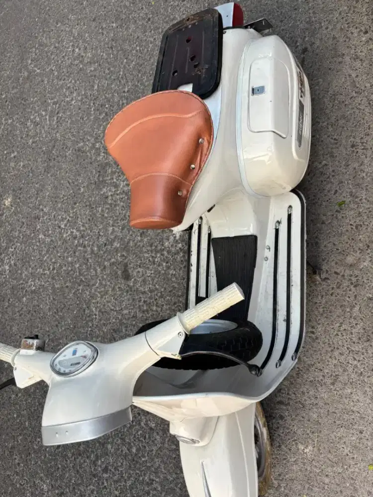 Dijual vespa super 1974 BPKB only