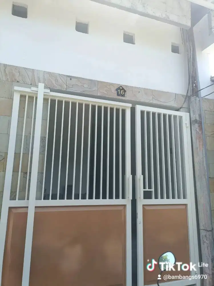 KOST PUTRI BARU BERSIH