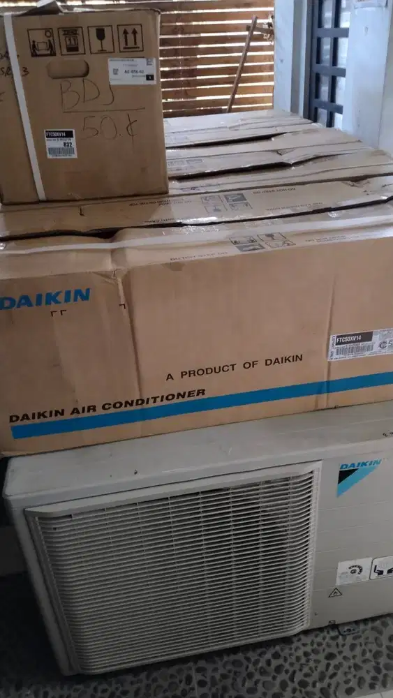 ac daikin 2 pk harga 4 300 000 nett
