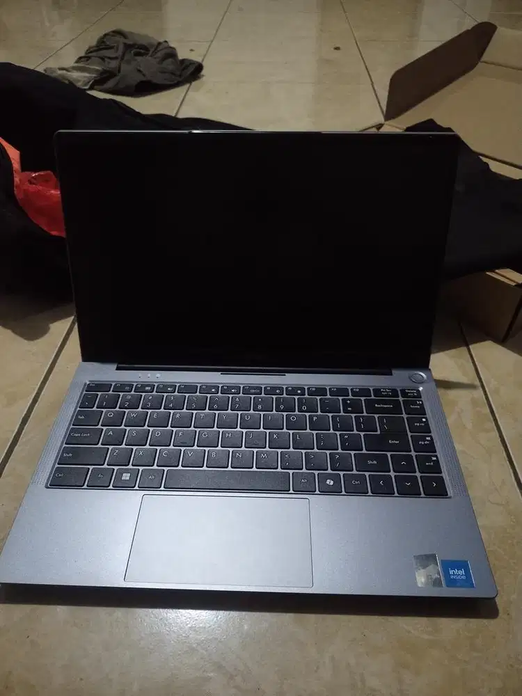 Zyrex L book laptop entry