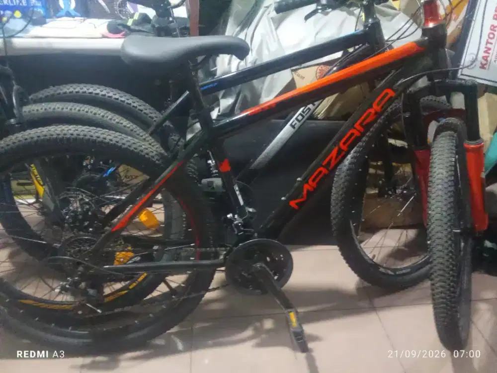 Jual 3 sepeda gunung 97 % baru