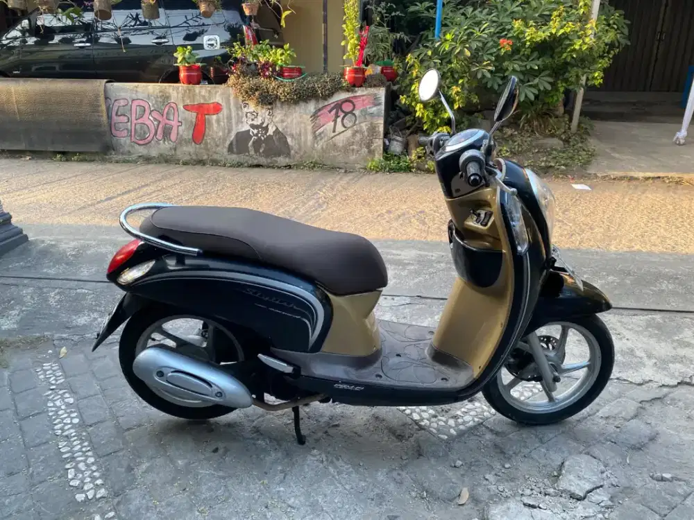 Scoopy injeksi THN 2013 plat AB Bantul