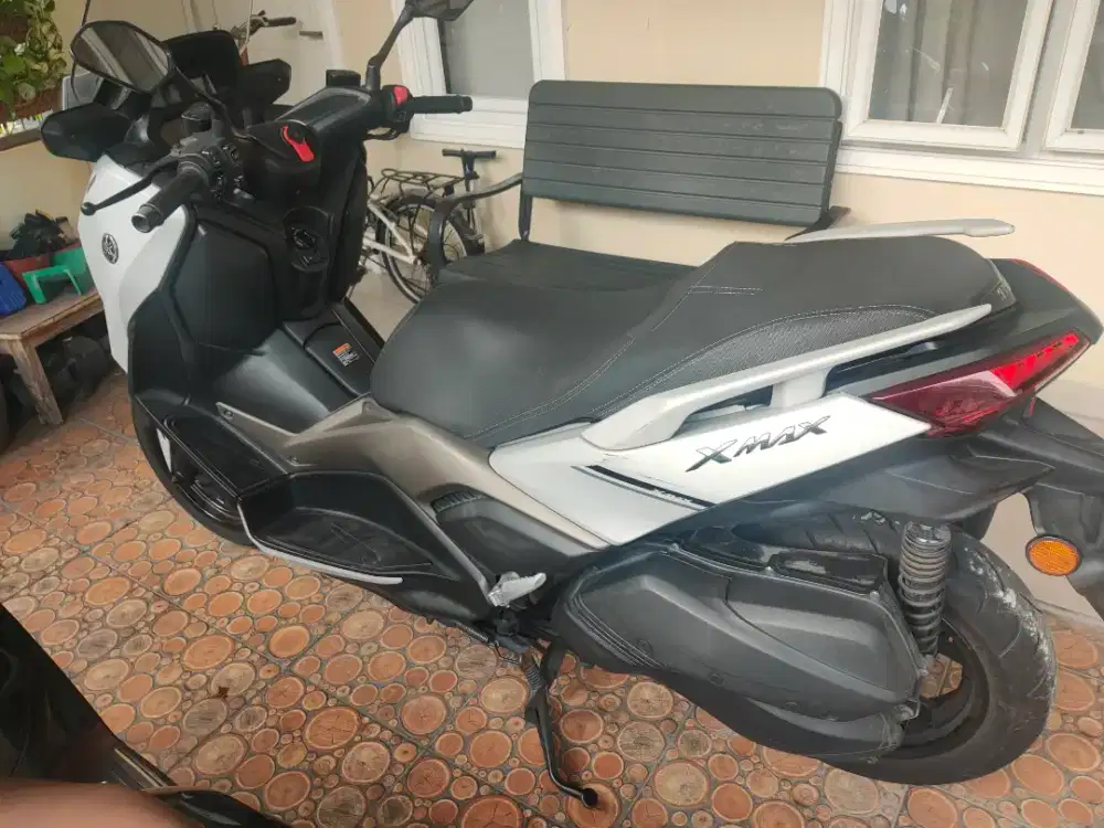 Yamaha XMAX connected 2023