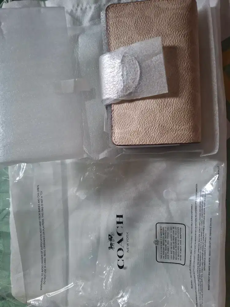 Coach medium wallet