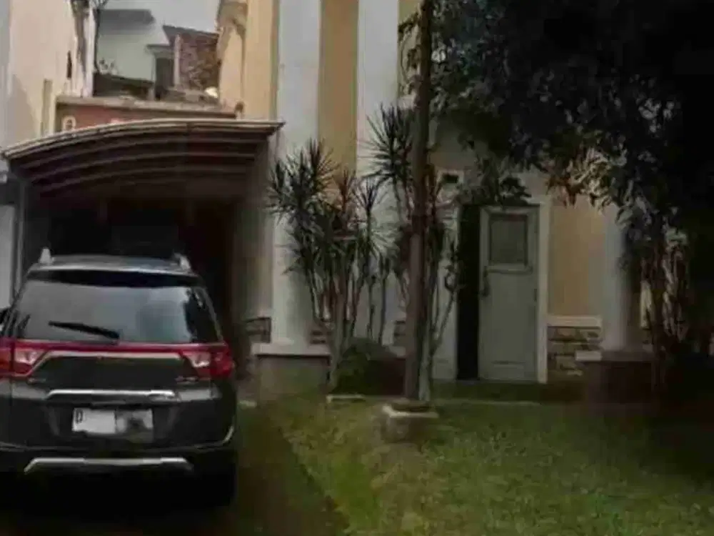 Rumah Cantik di komplek Parahyangan Villa Ciwaruga PRV Bandung