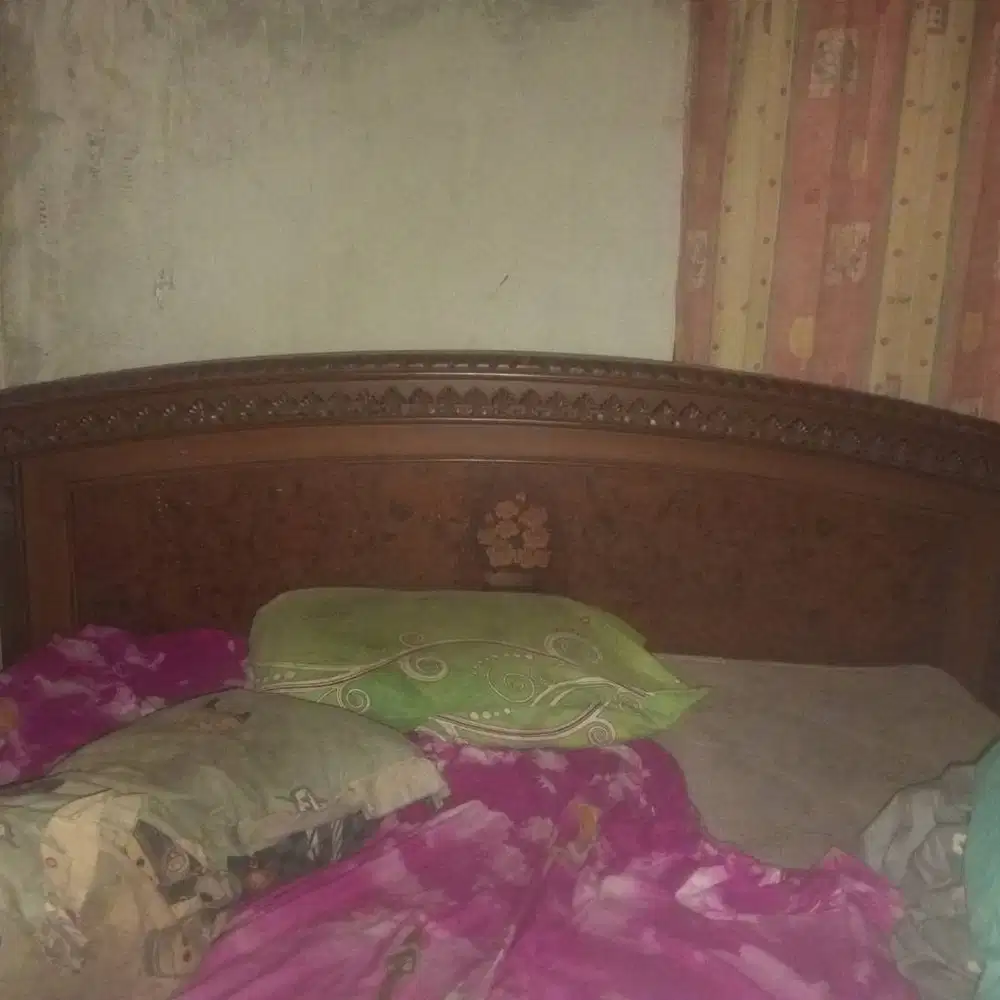 Di jual dipan jati