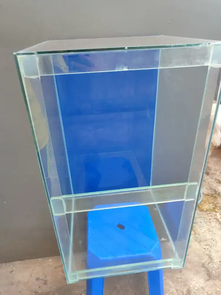 Aquarium Kaca 70x40x40 Kustom
(Bekas)