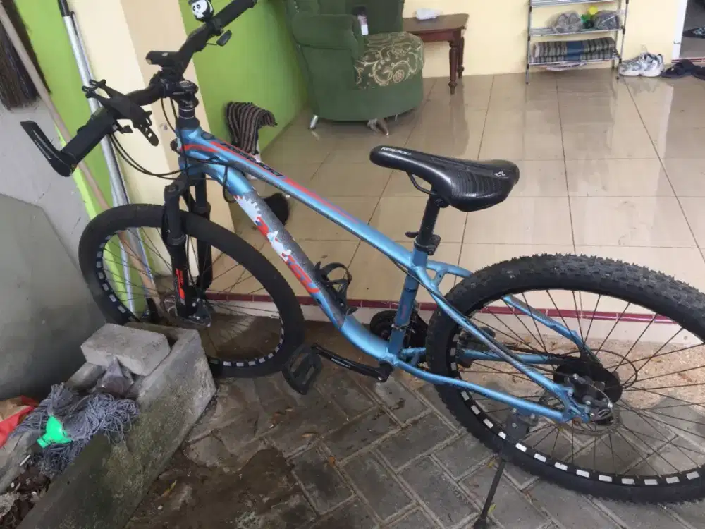 Sepeda Gunung MTB 27.5 ODESSY ZENITH 21 SPEED ALLOY