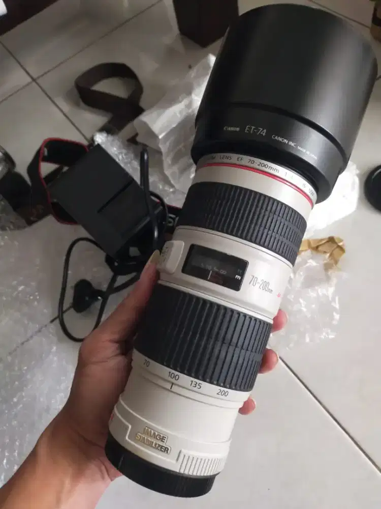 Lensa canon 70 200mm f4 IS