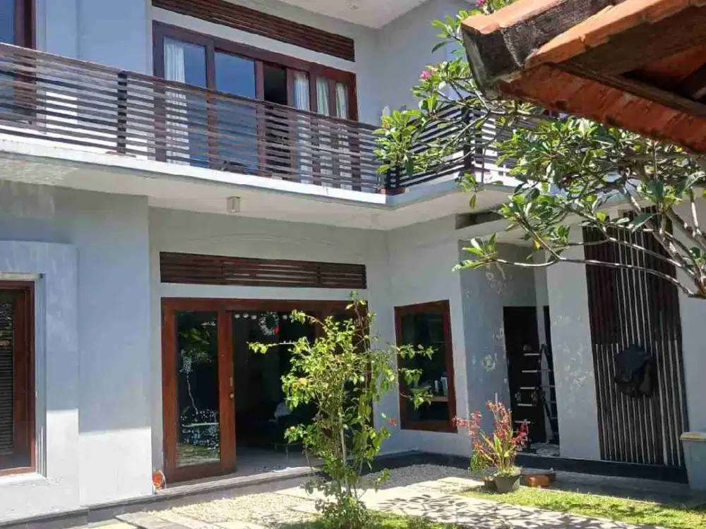 villa jalan kertadhalem sidakarya Denpasar selatan bali