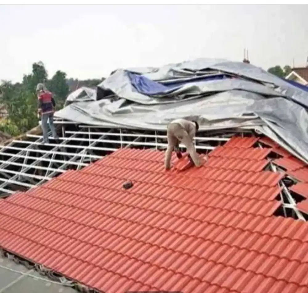 Kontruksi bongkar pasang atap baja ringan dan plavon PVC dll