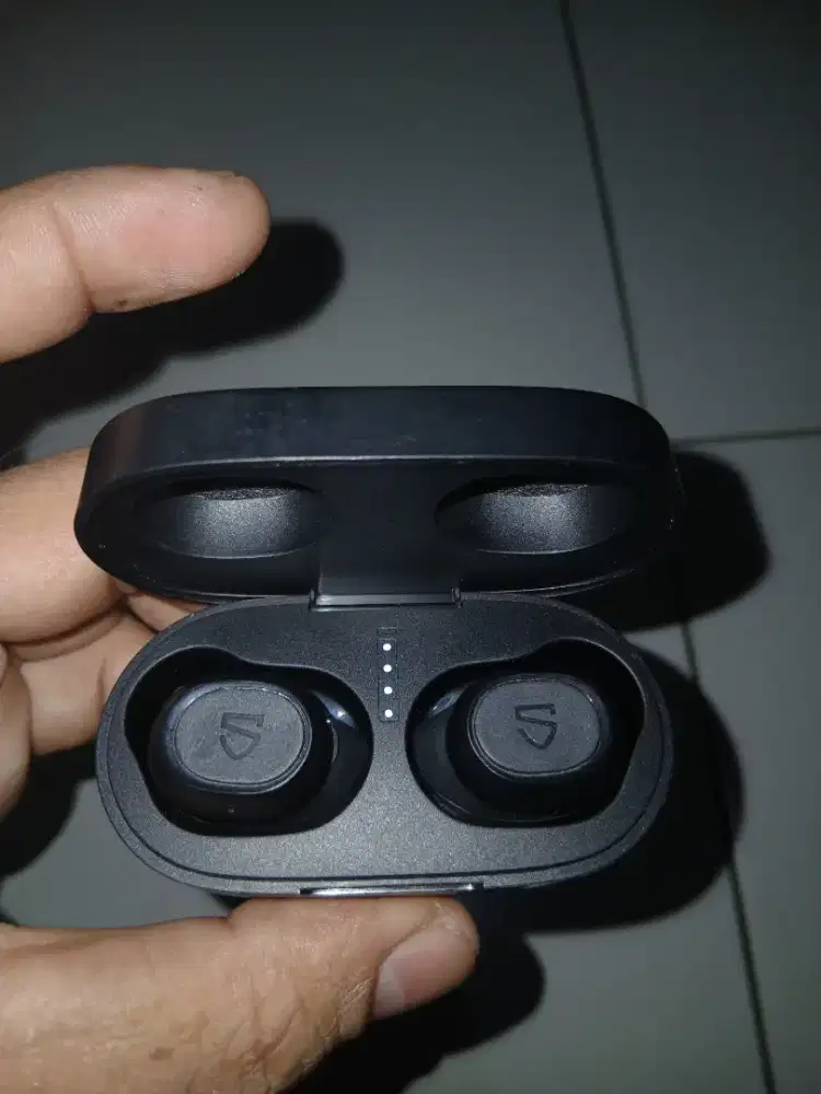 SOUNDFEATS TrueFree 2 Wireless Earbuds - Black