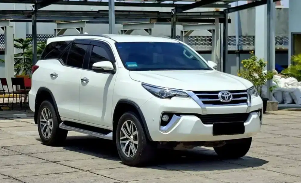 [ LOW KM ] Toyota Fortuner VRZ 2018 putih Full record toyota