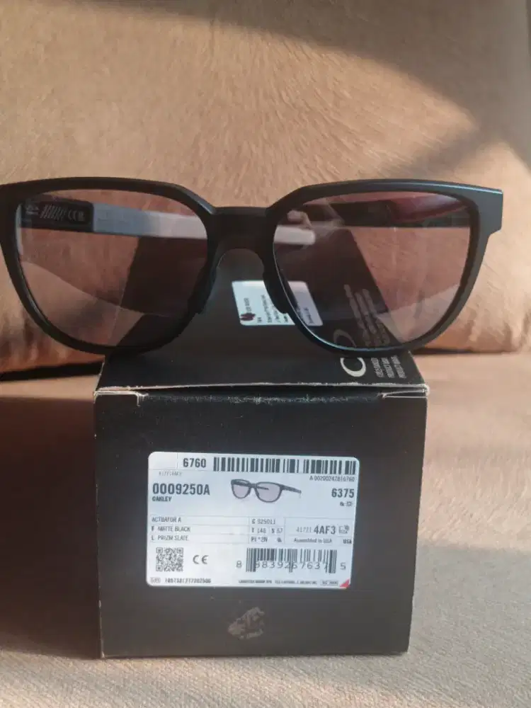 OAKLEY ACTUATOR