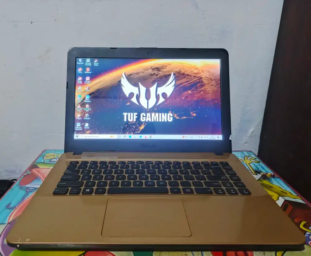 Laptop Asus Amd A9 normal siap pakai