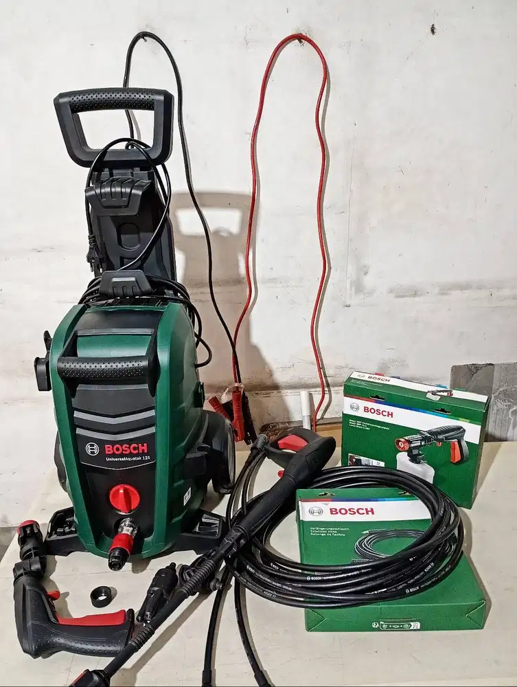 BOSCH Aquatak 125 High Pressure Jet Cleaner Mesin Cuci Mobil AQT 125