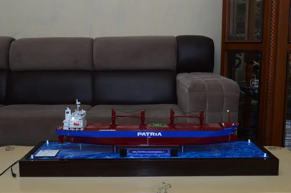 Miniatur Kapal Patria Nawasena 1