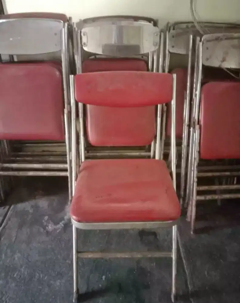 Kursi besi lipat kuat