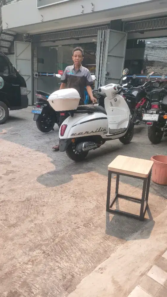 Benelli Versilia 150 cc mirip Vesmet