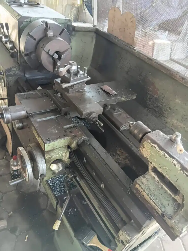 Dibutuhkan segera Operator Bubut