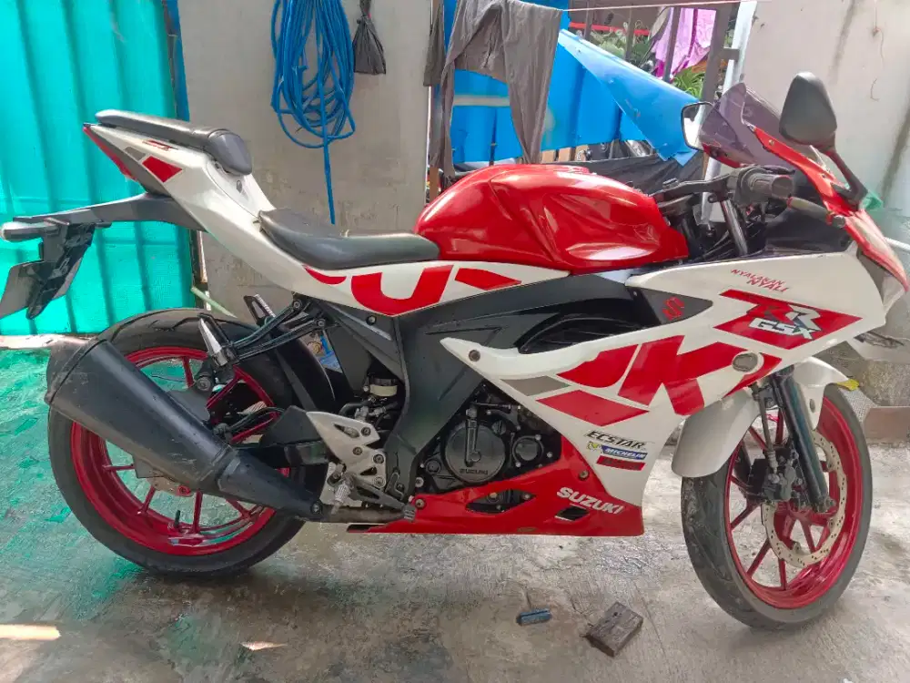 Di jual Murah Motor Suzuki GSX 150 R Tahun 2018