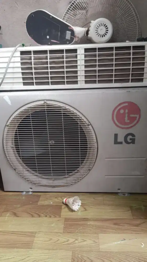 Terima AC bekas atau rusak