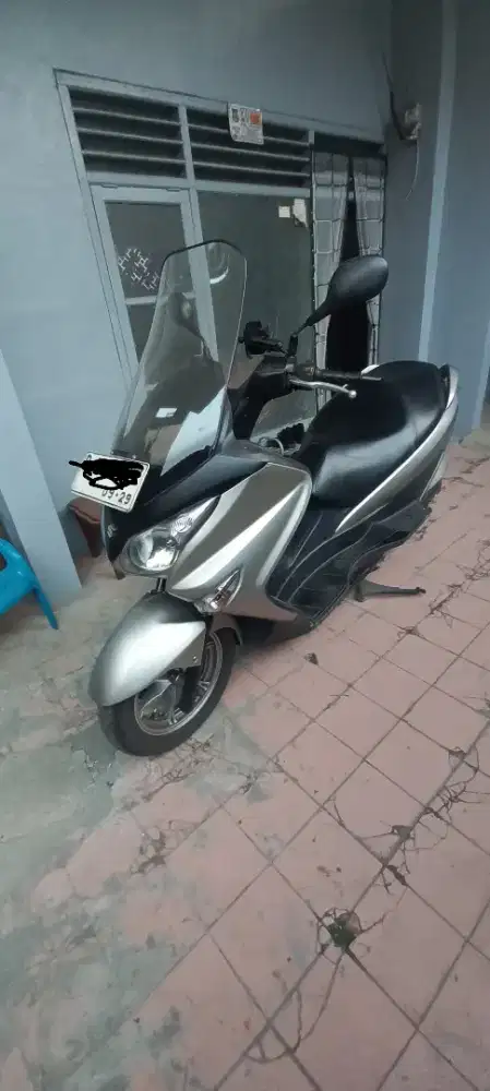 SUZUKI BURGMAN 200