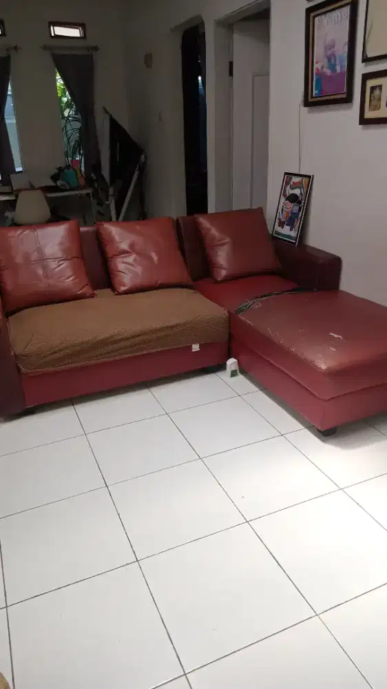 Dijual sofa murah bekas kondisi sesuai gambar,diambil sendiri