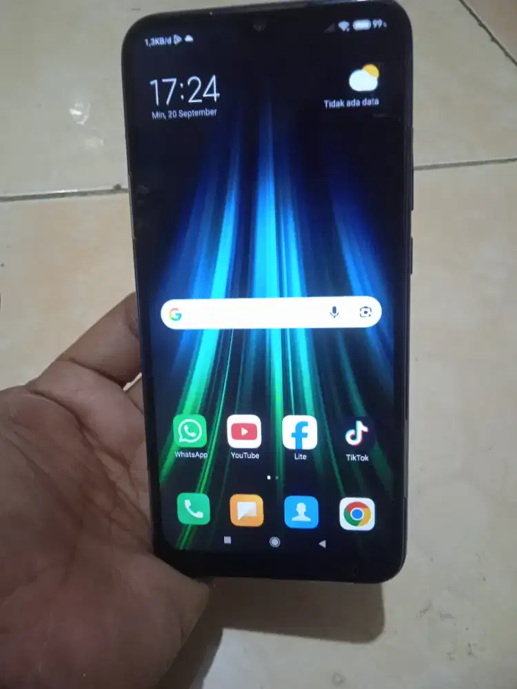 REDMI NOT 8 Ram 4/64 mines tombol bawah aja keras laennya smua 700 net