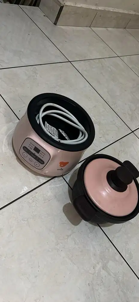 Slow Cooker Emily