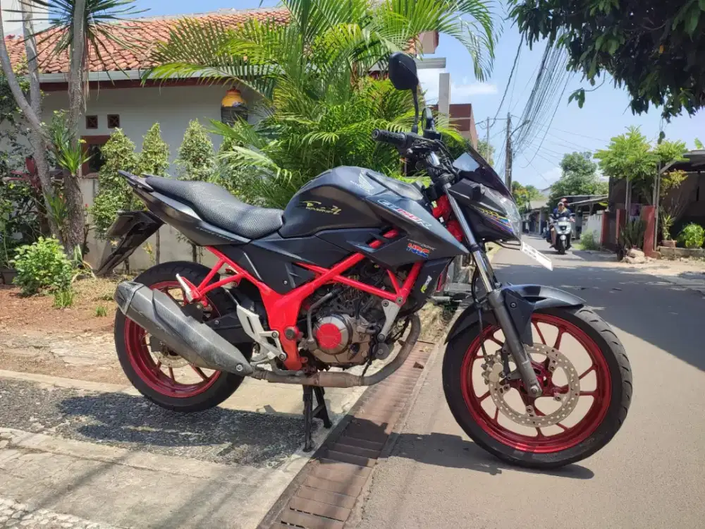 HONDA CB150R TAHUN 2018