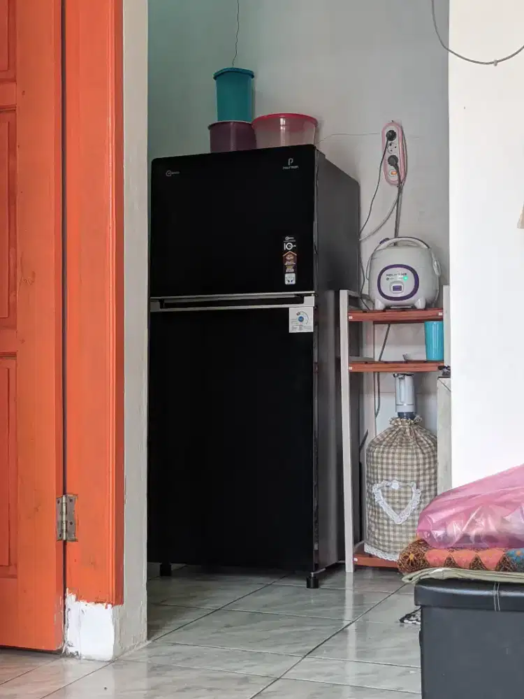 Jual kulkas polytron 2 pintu