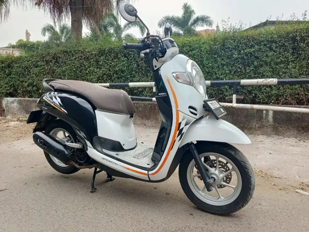 Honda Scoopy tahun 2018 cakep civiti alus