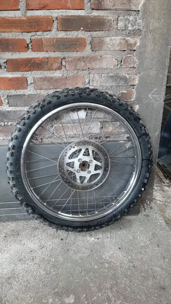 Velg Depan hyosung rx 125