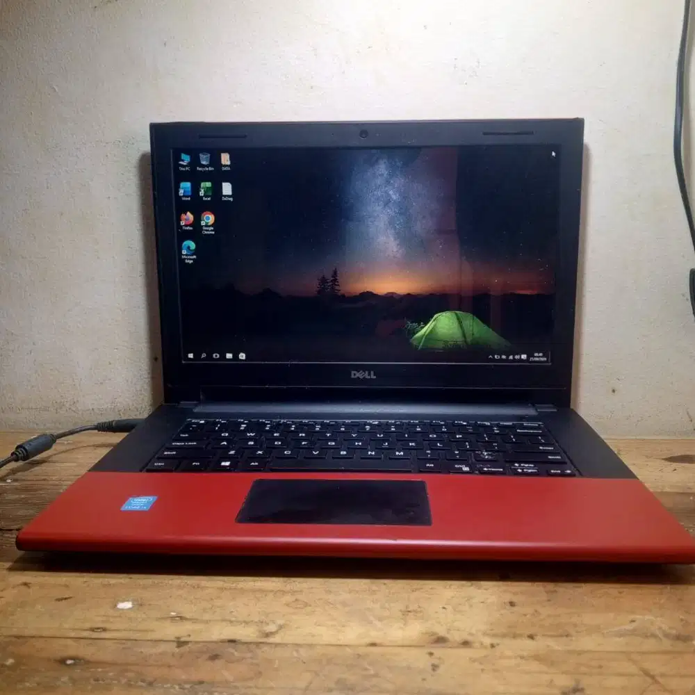 Dell core i3-4005U Ram 4 GB HDD 500 GB MINUS